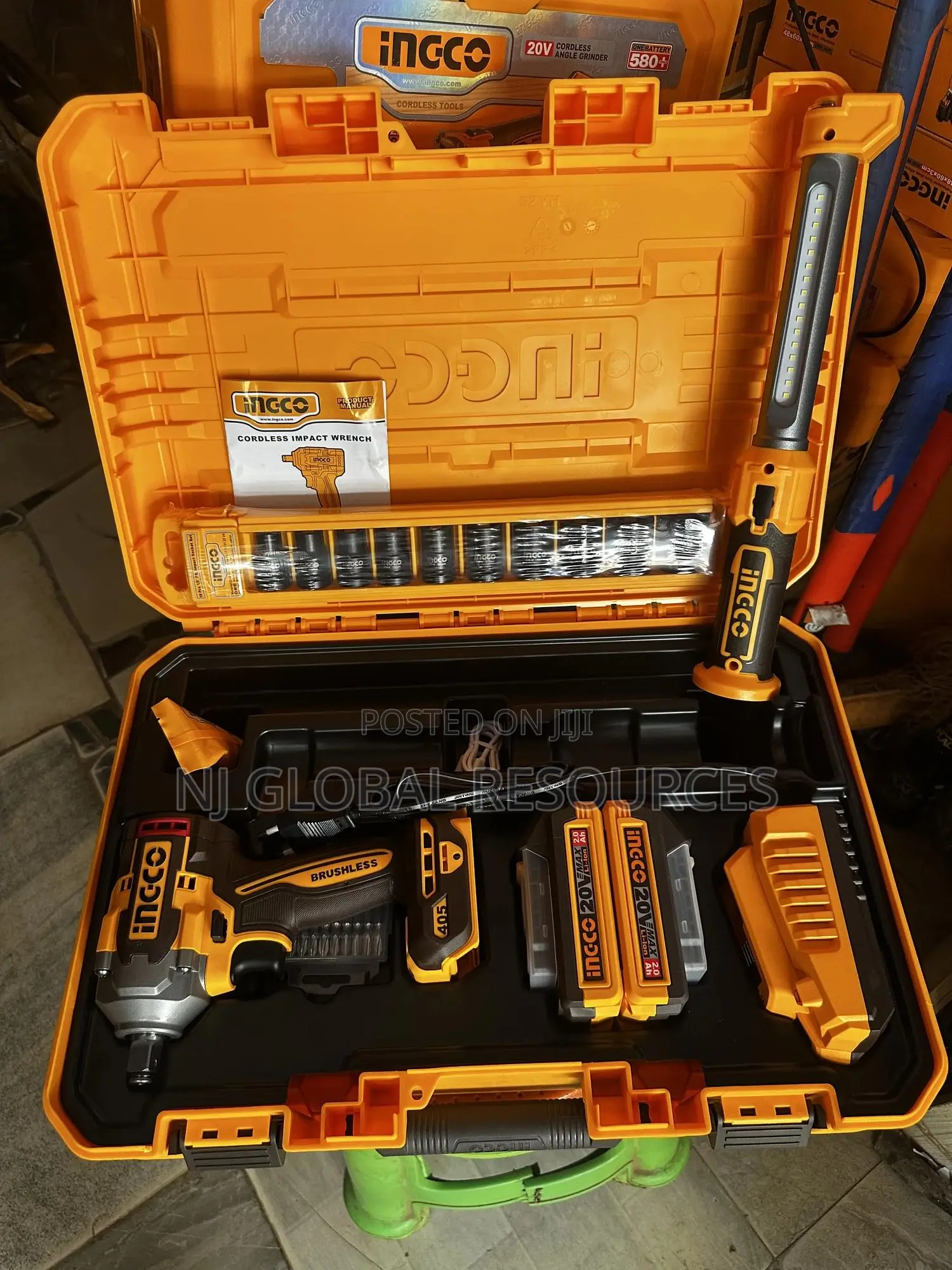 2 in 1 Combo Kit Ingco (Cordless Impact Wrench and Working Lamp)