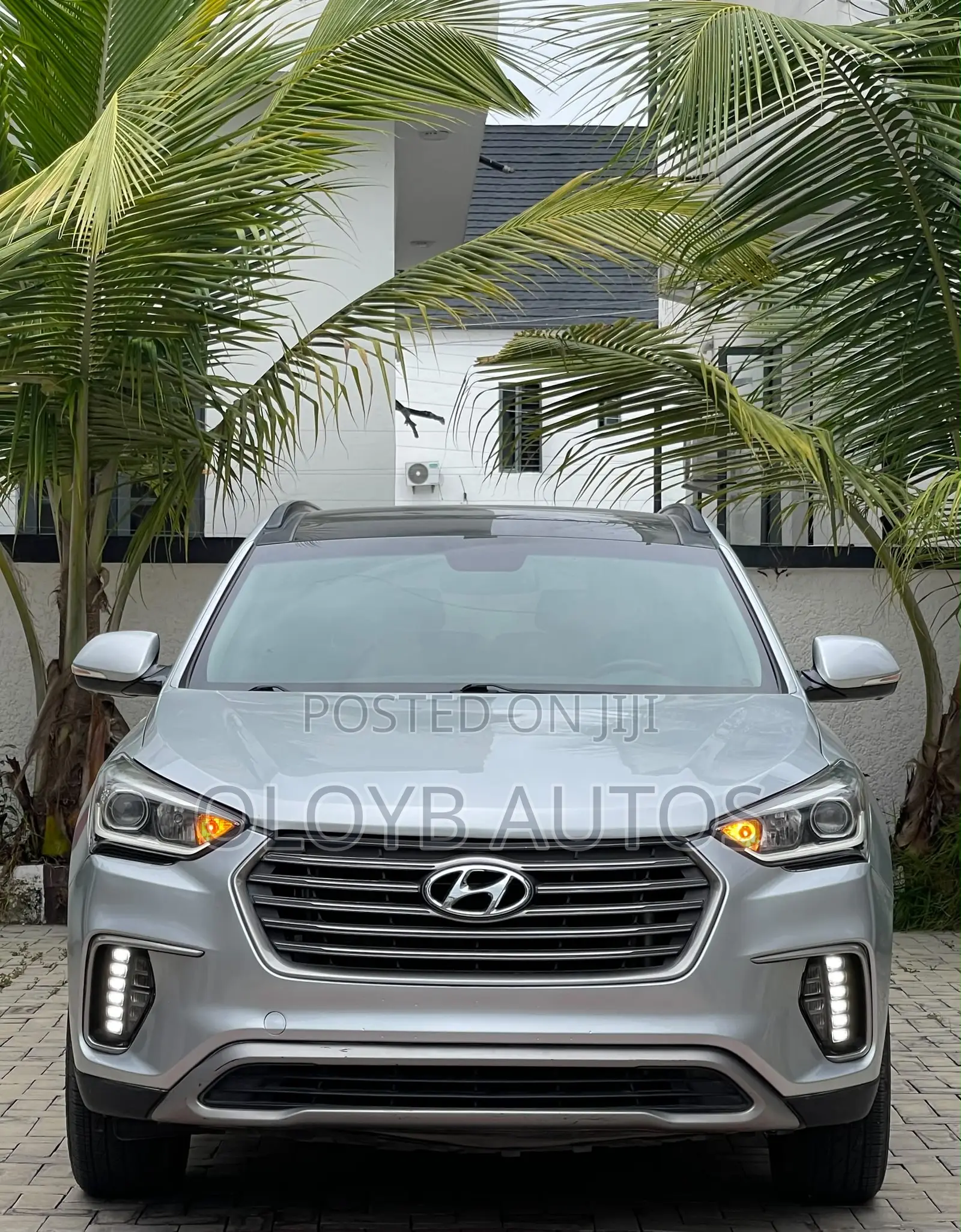 Hyundai Santa Fe Limited Ultimate AWD 2018 Silver
