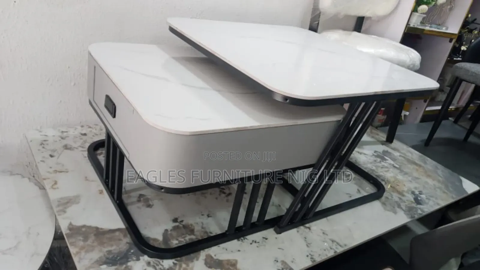 Unique 2 in 1 Wooden Centre Table With Metal Leg