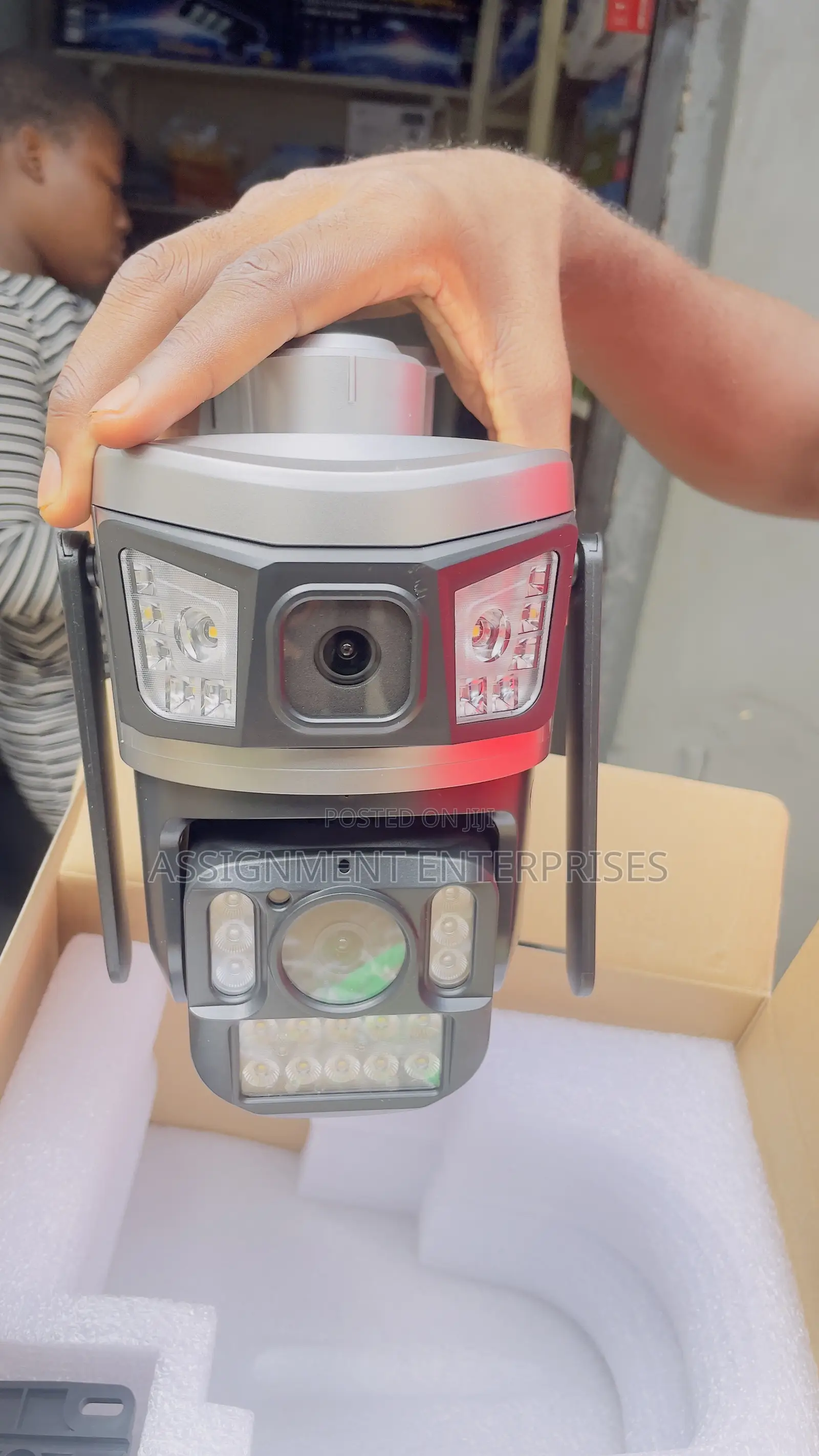 Aov Solar Dual Lens Battery Powered Speed Dome Camera