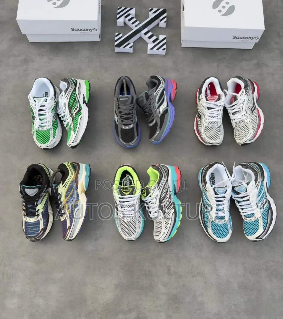 *Saucony Omni Pro Grid Sneakers* *Sizes : 40 — 45