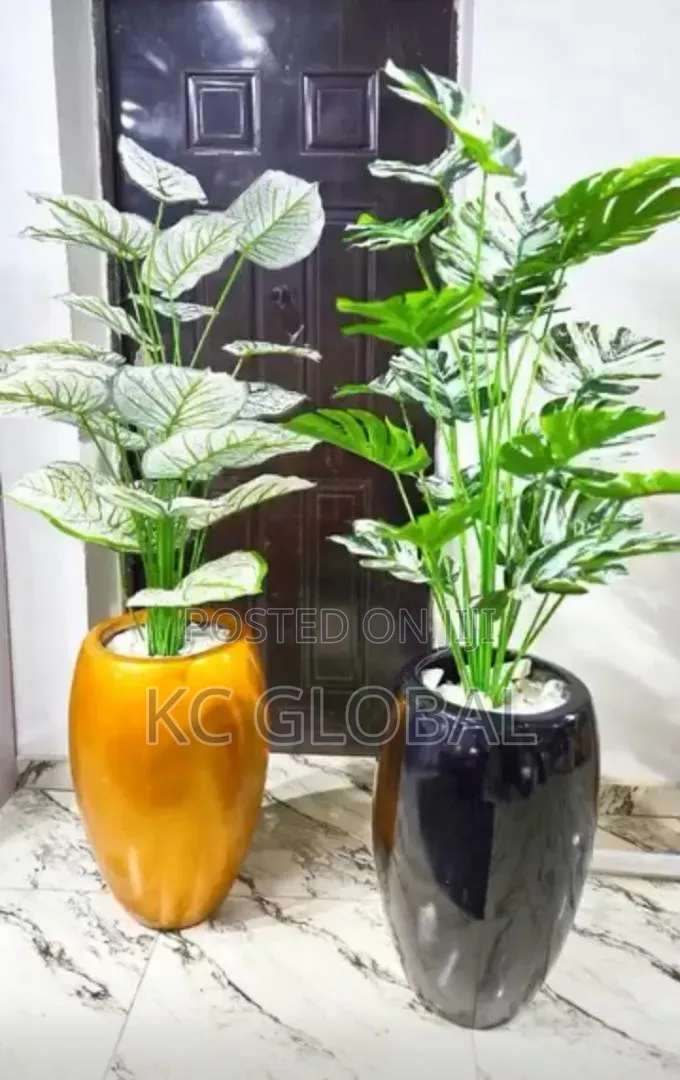 Home Quality Synthetic Flower and Vase Available