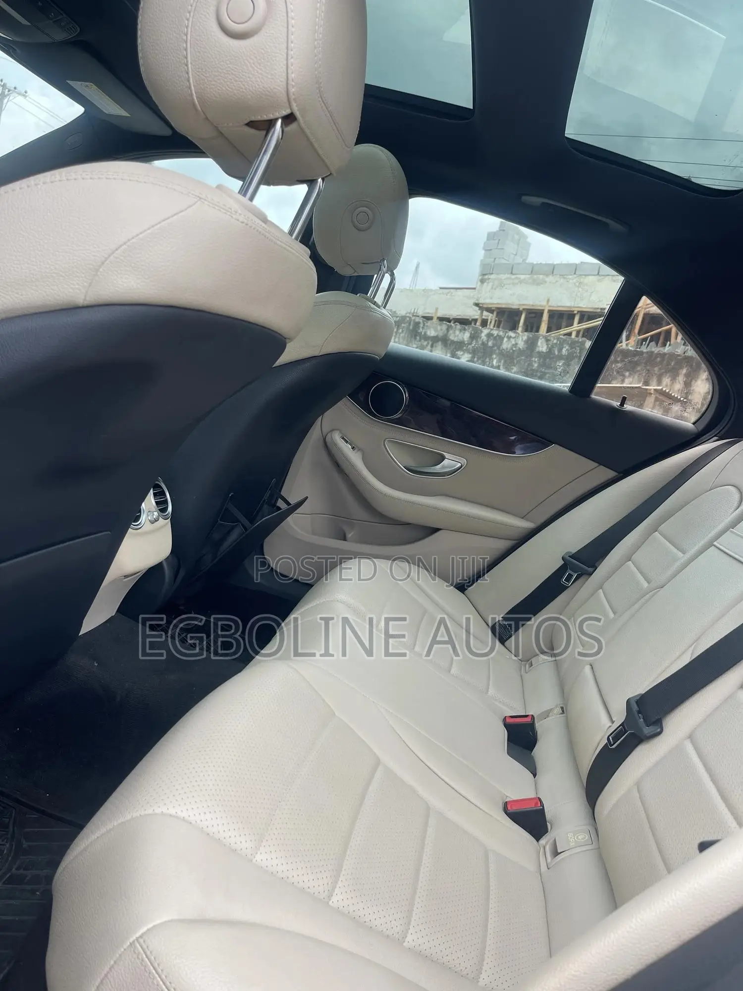 Mercedes-Benz C300 2015 Blue