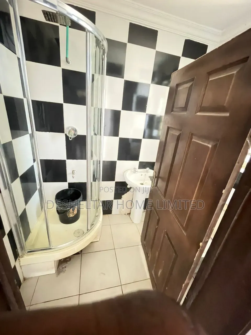 3bdrm Shared Apartment in Southern View Estate, Chevron for rent