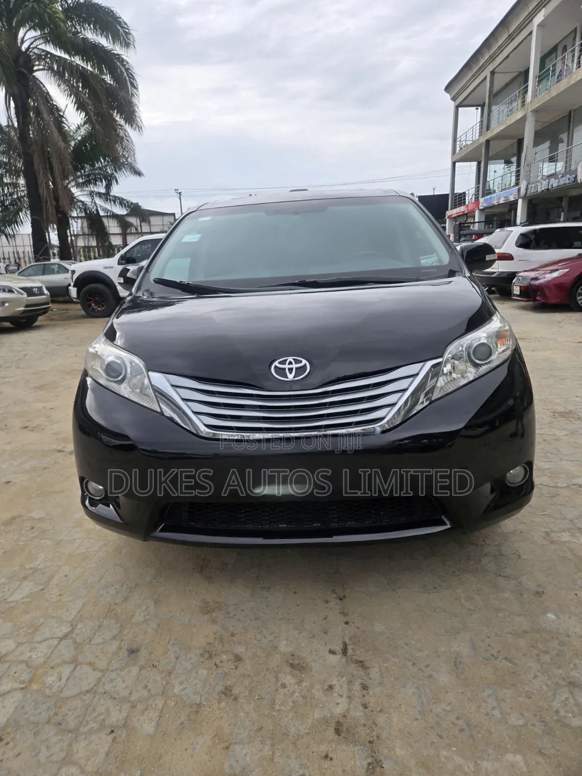Toyota Sienna 2014 Black