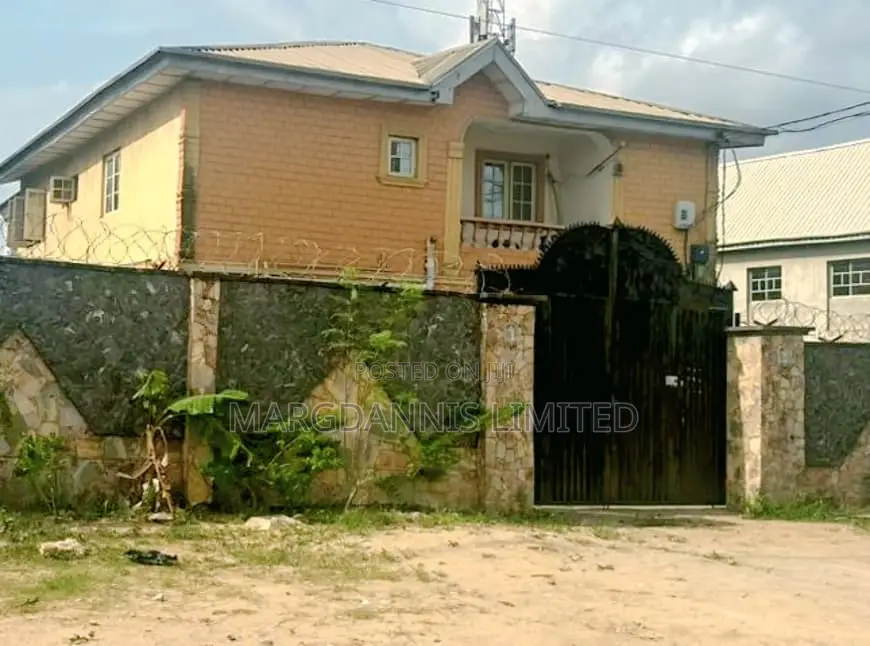 4bdrm Block of Flats in Ibeshe for sale