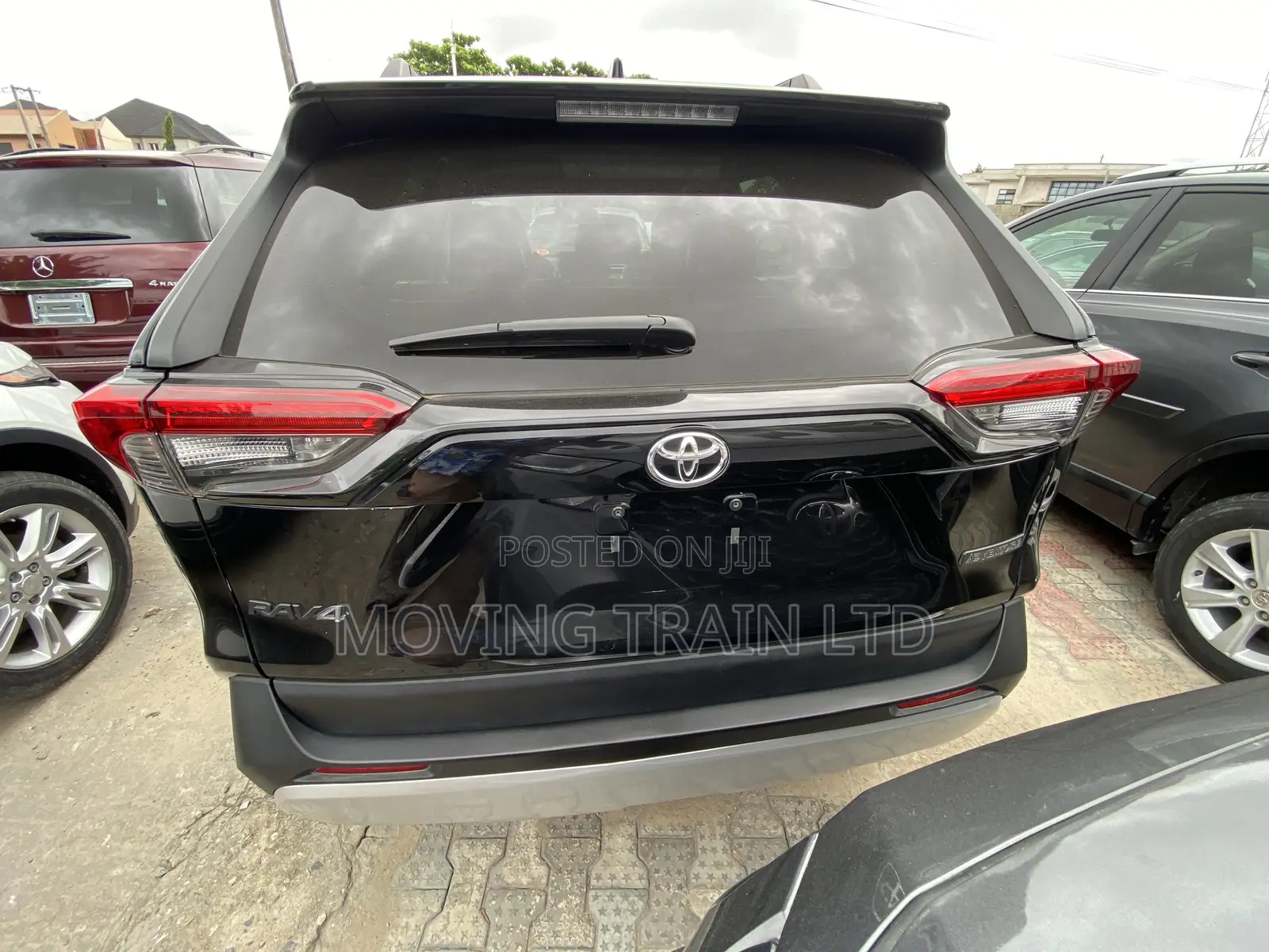 Toyota RAV4 Adventure 2022 Black