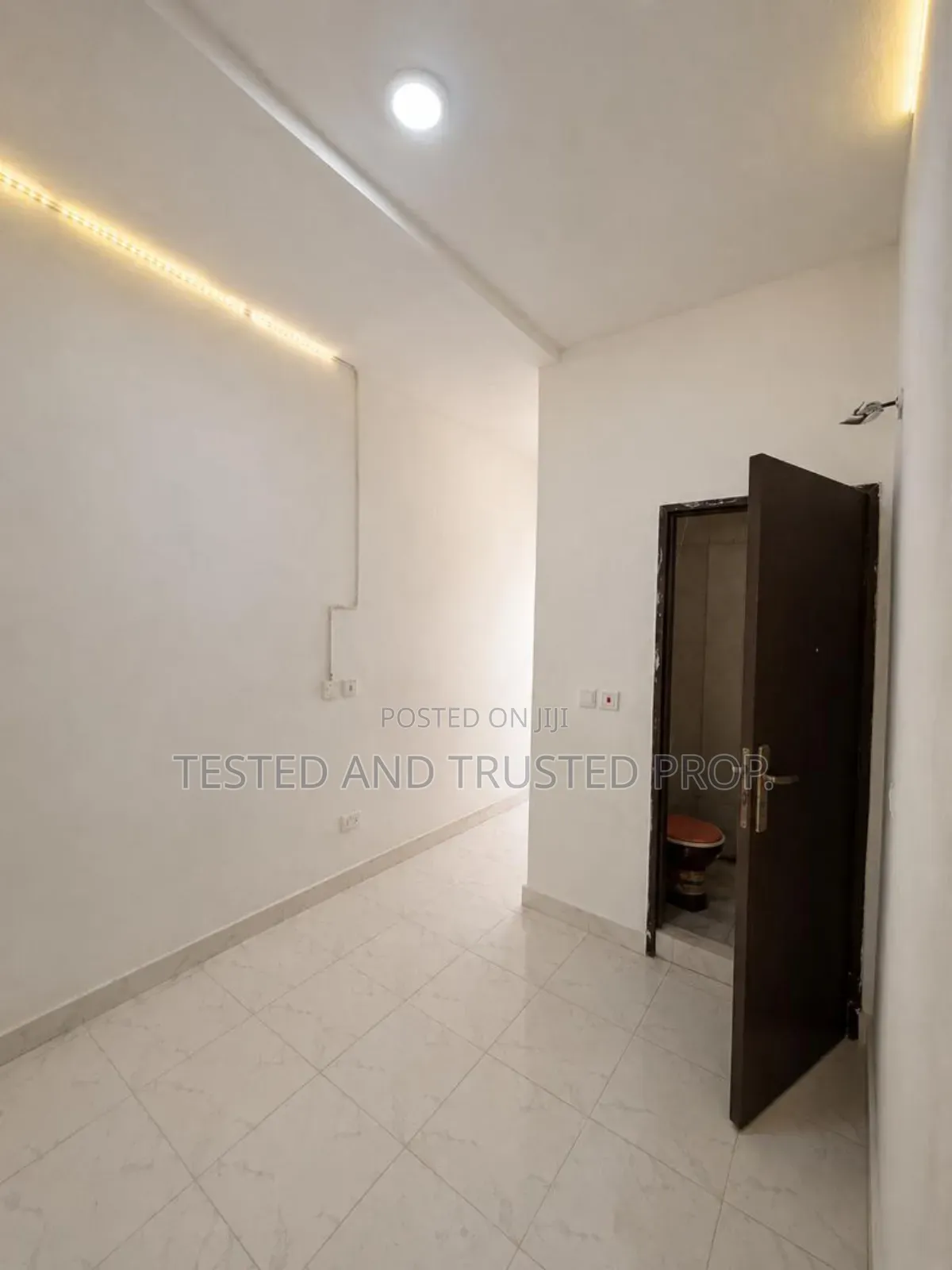 1bdrm Apartment in Orchid, Chevron for rent
