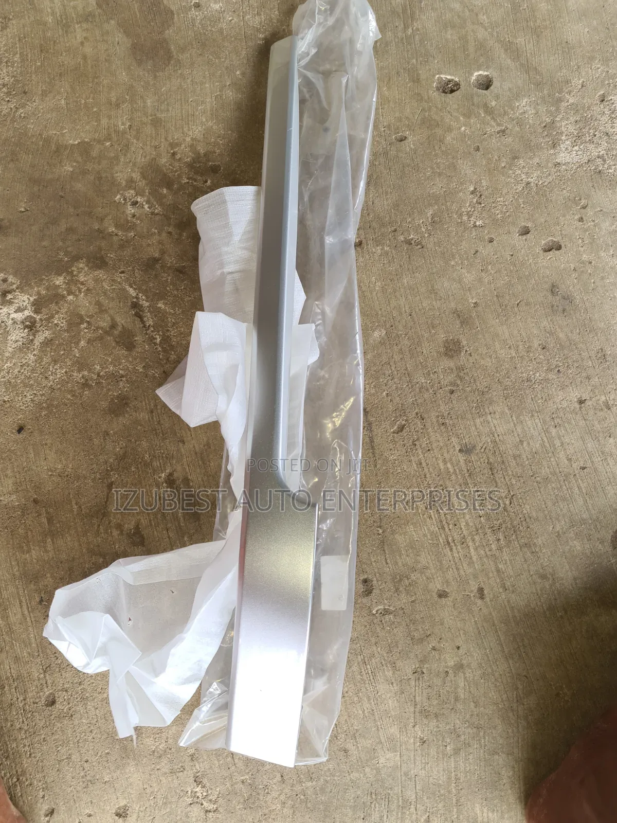 Rear Body Molding Trim Range Rover