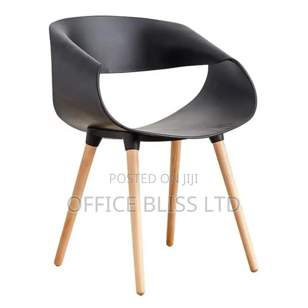 Ribbon Pp Dinning Chair - Black