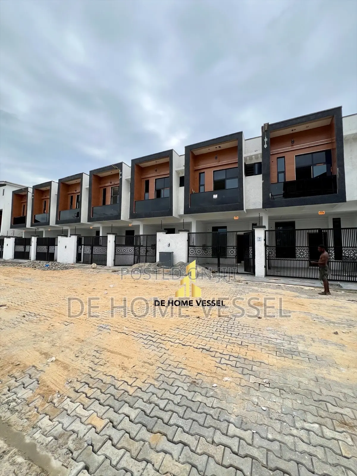 3bdrm Townhouse/Terrace in Ajah for sale