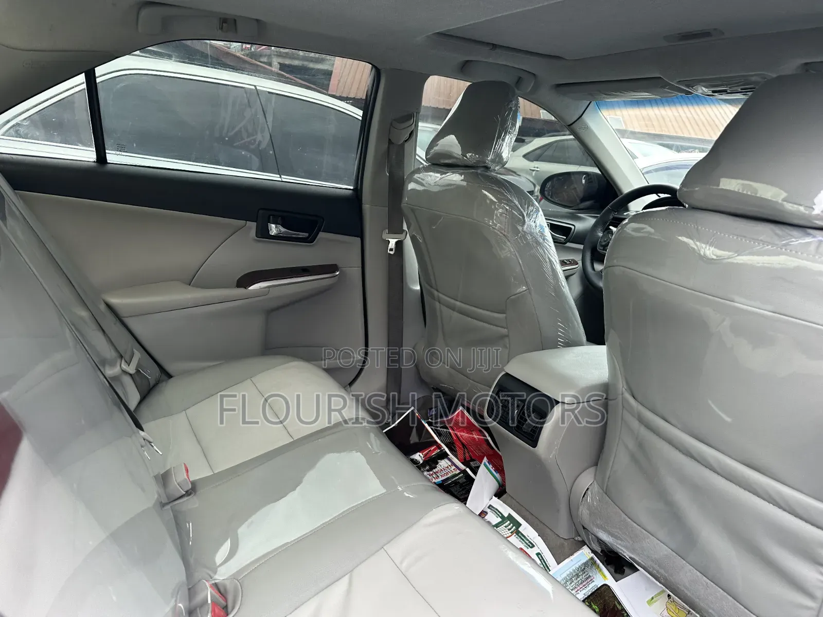Toyota Camry XLE 4dr Sedan (2.5L 4cyl 6A) 2012 Black