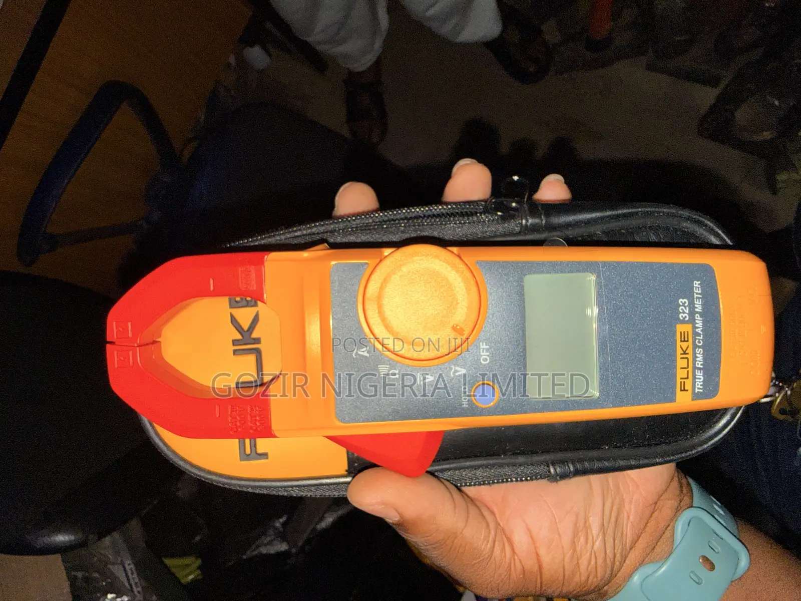 Fluke 323 True RMS Clamp Meter