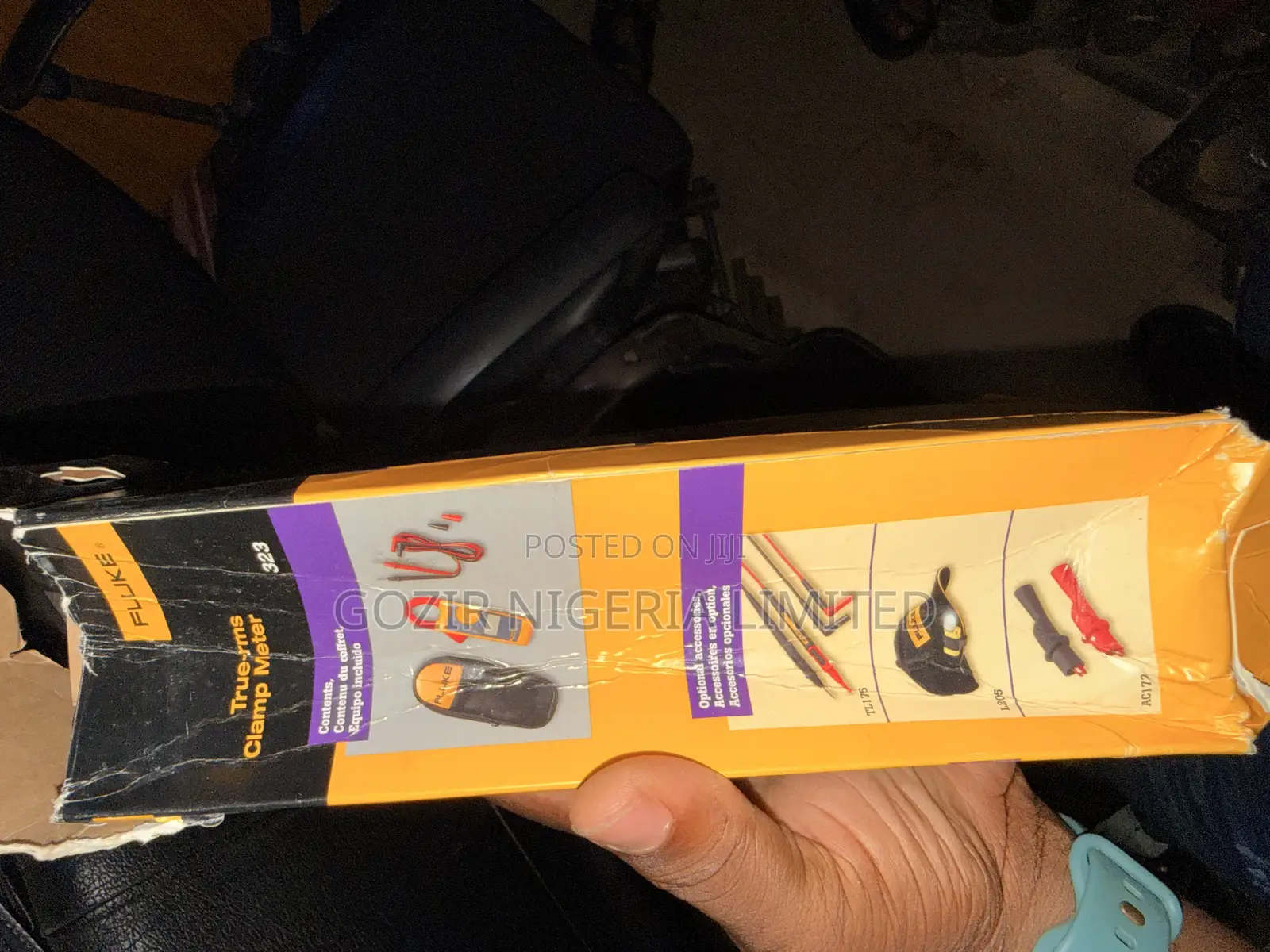 Fluke 323 True RMS Clamp Meter