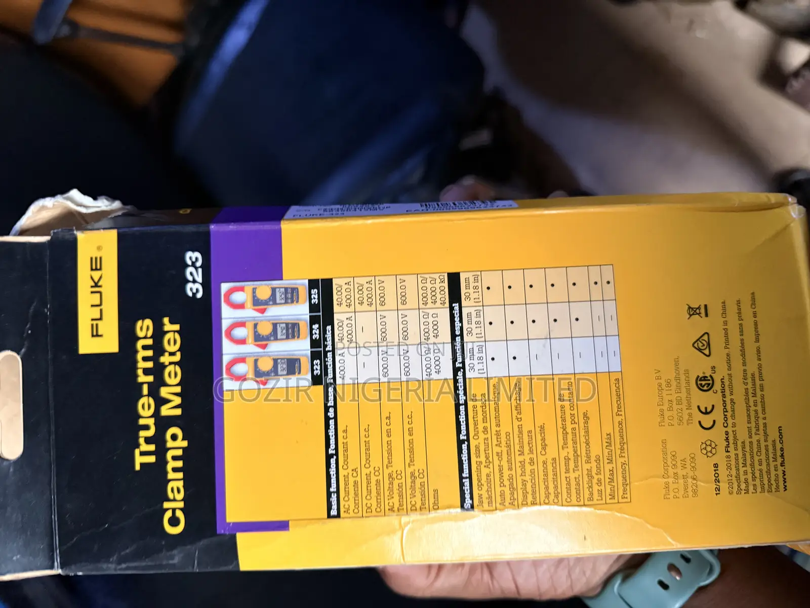 Fluke 323 True RMS Clamp Meter