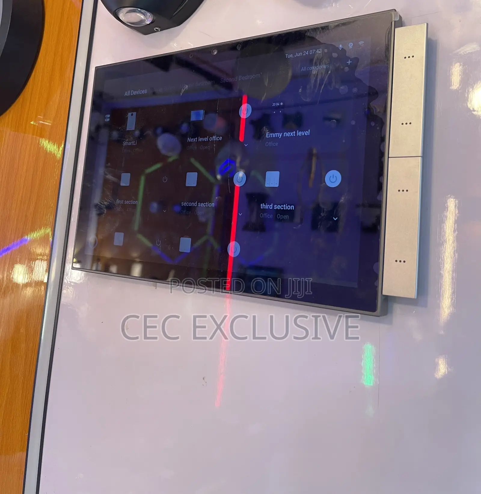 Wi-Fi Smart Home Controller With Voice Control