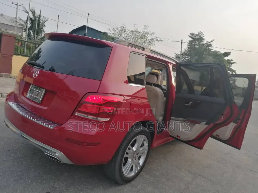 Mercedes-Benz GLK-Class 2013 Red