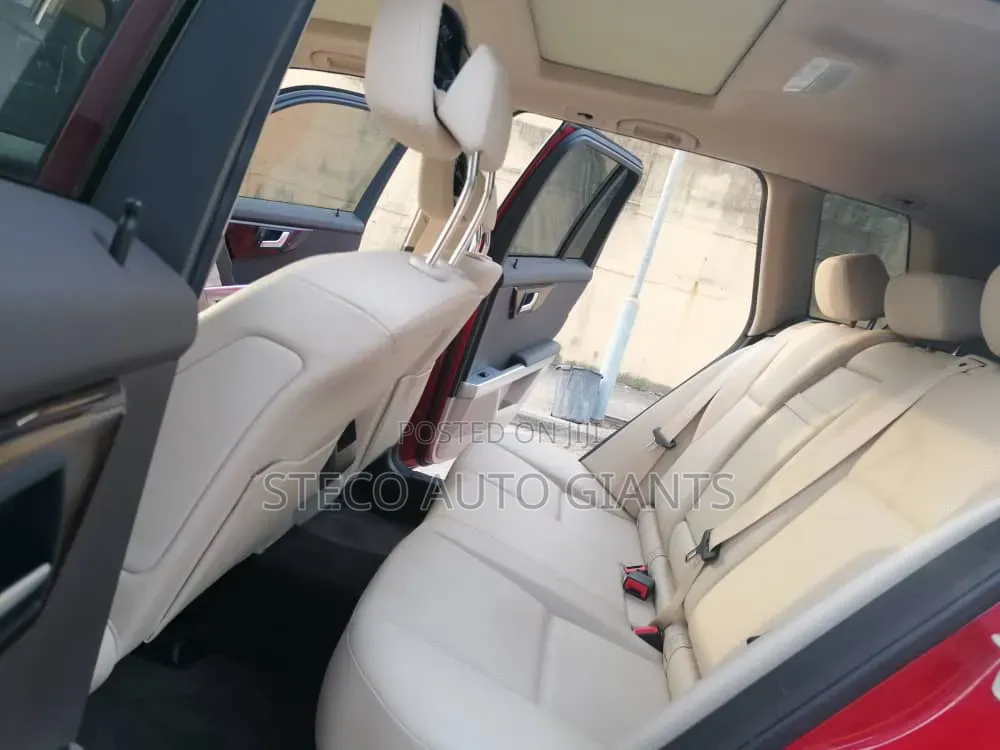 Mercedes-Benz GLK-Class 2013 Red