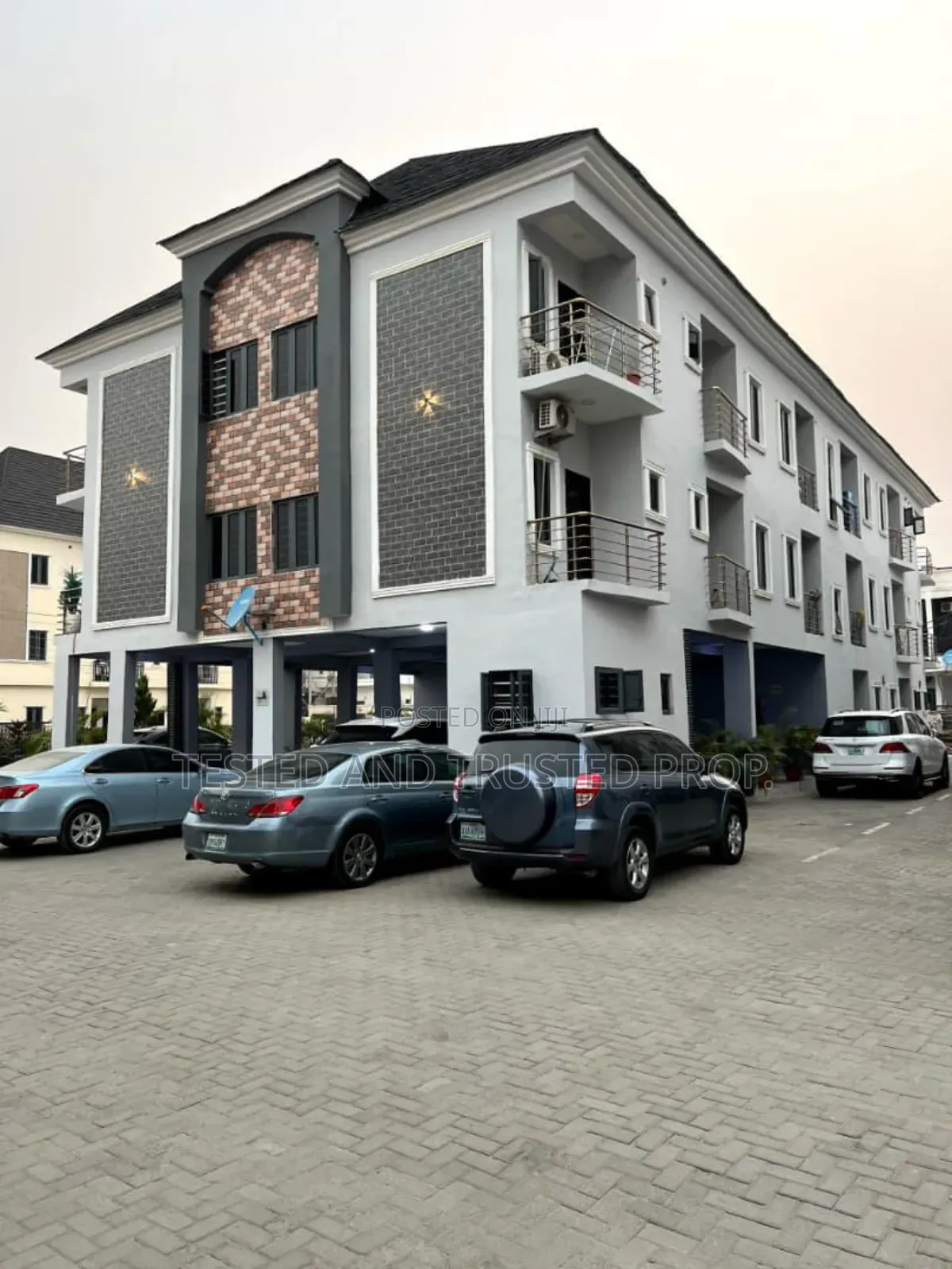 Furnished 2bdrm Apartment in Ikota for rent