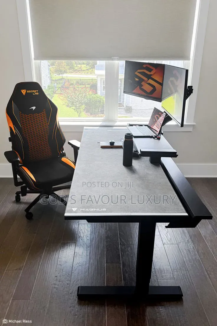 Electric Height Adjustable Gaming Table and Chair