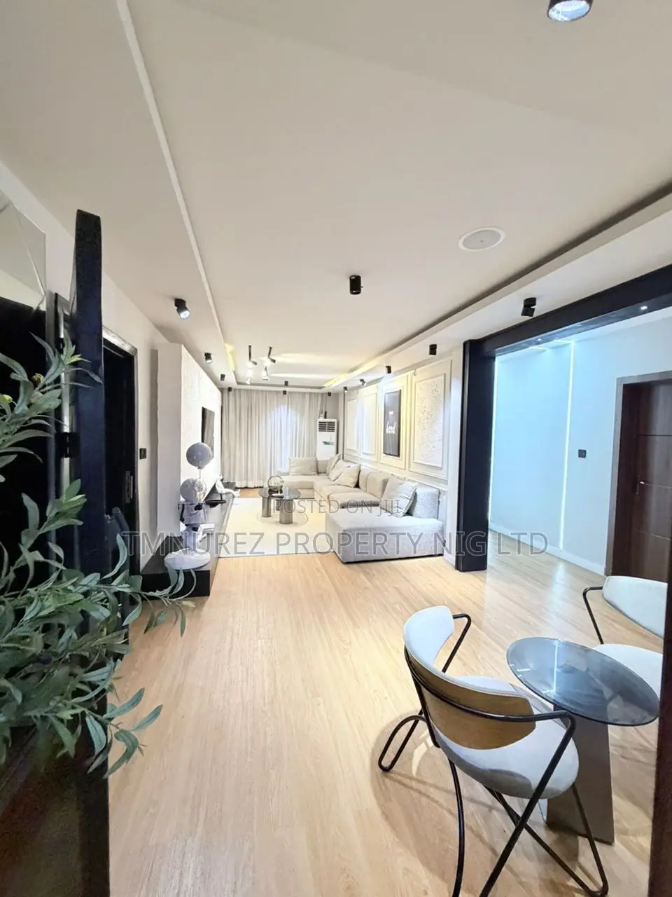 Furnished 2bdrm Apartment in Lekki Phase 1 for rent