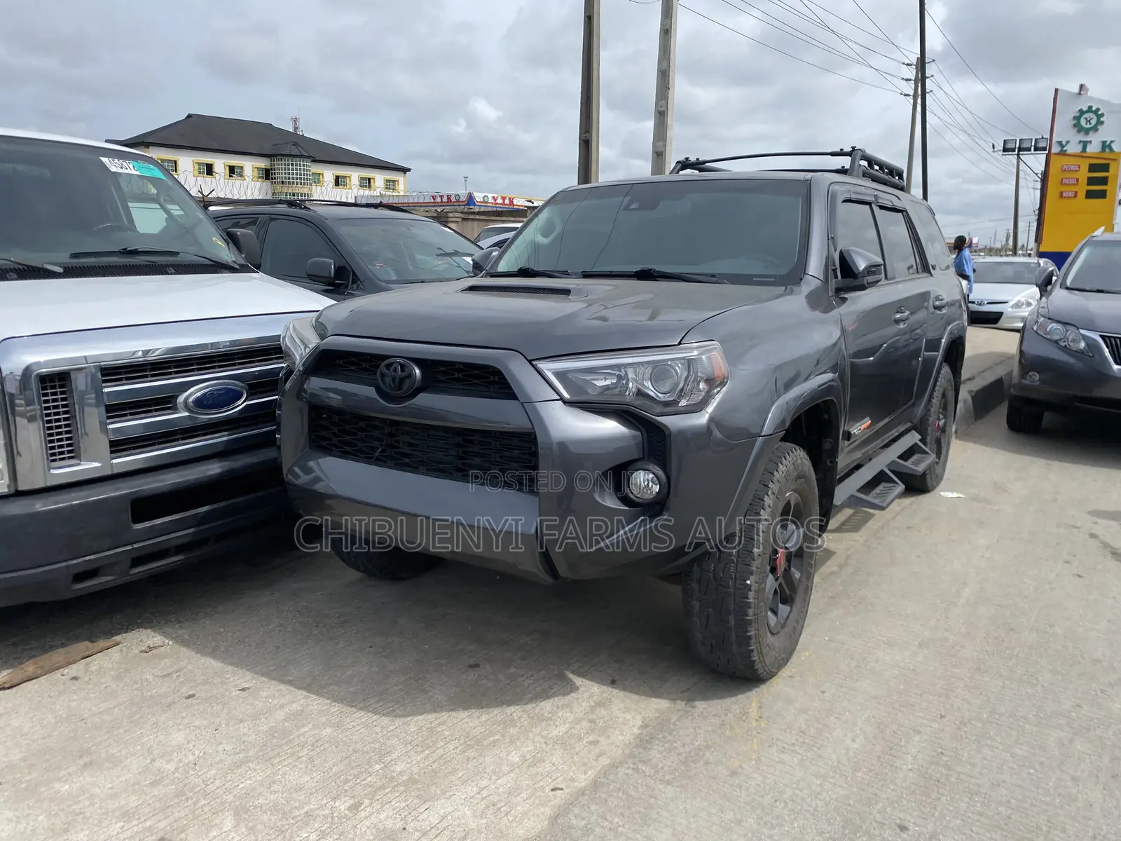 Toyota 4-Runner TRD Off Road 2020 Gray