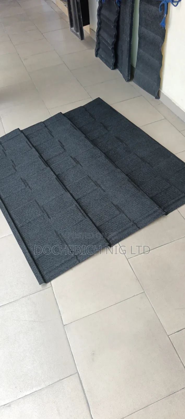 The Best Original Black Shingle Roof