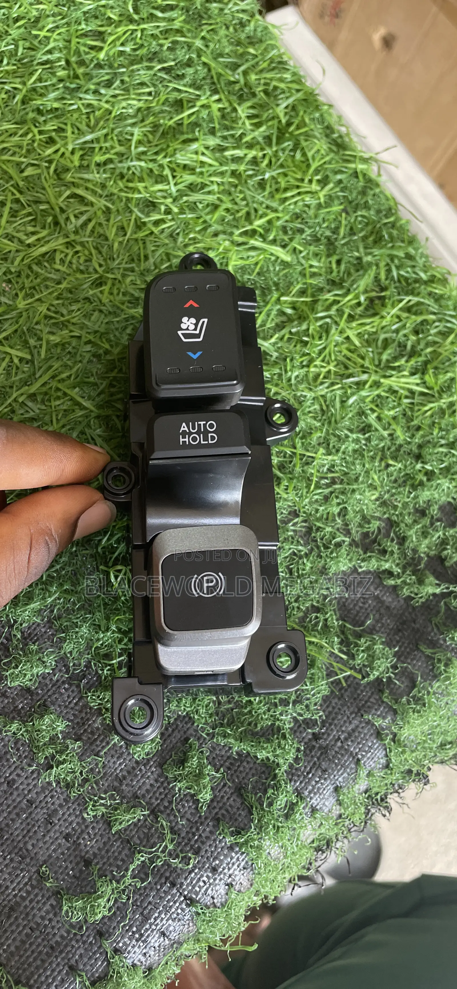 Door Control /Door Whiner Hyundai Santafee 2015