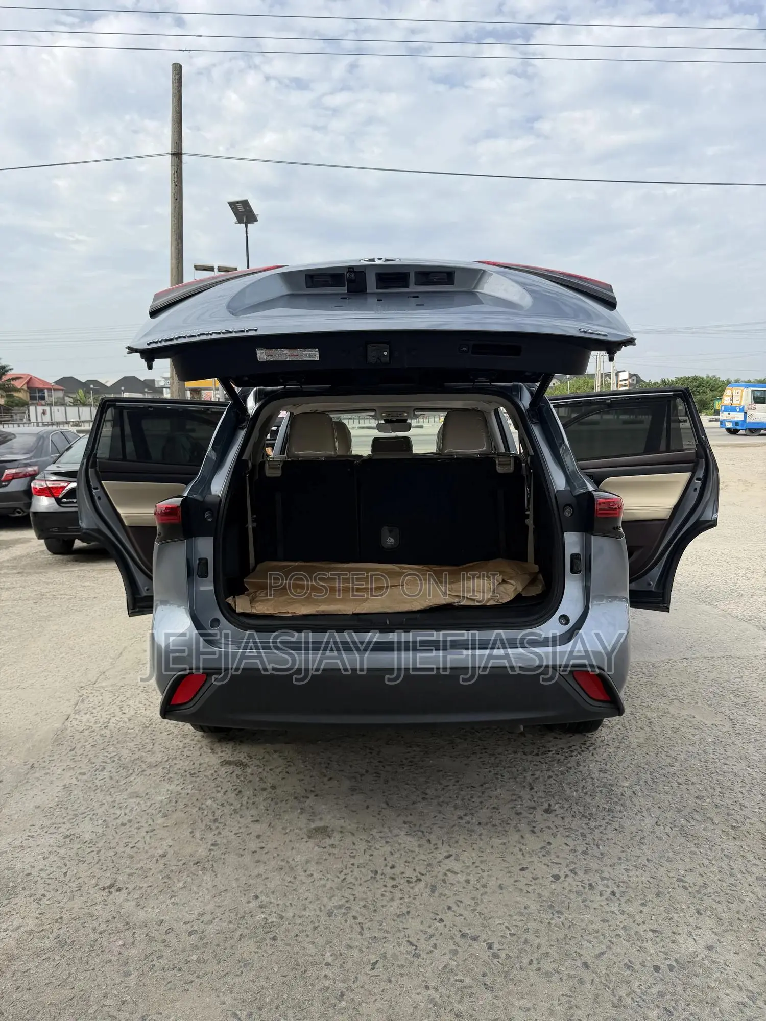 Toyota Highlander XLE 2021 Green