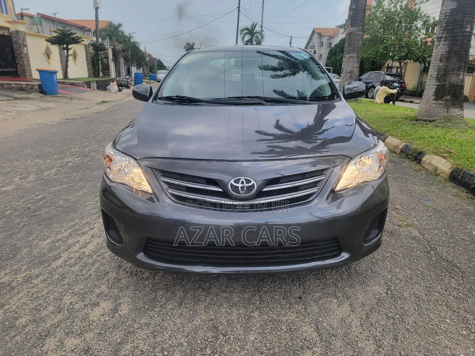 Toyota Corolla LE 4dr Sedan (1.8L 4cyl 4A) 2013 Gray