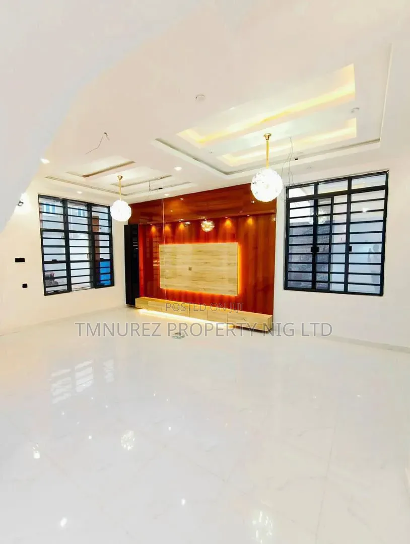 2bdrm Duplex in LSDPC Maryland Estate for sale