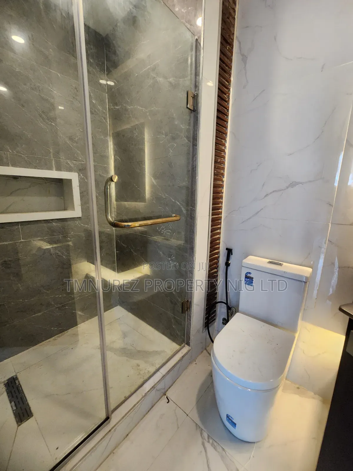 2bdrm Apartment in Omole Phase 1 for sale