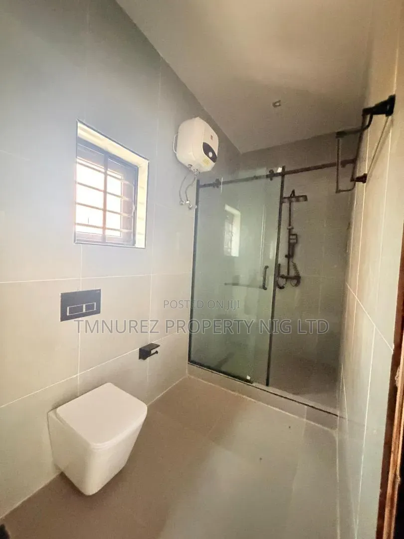 4bdrm Duplex in GRA Phase 1 for sale