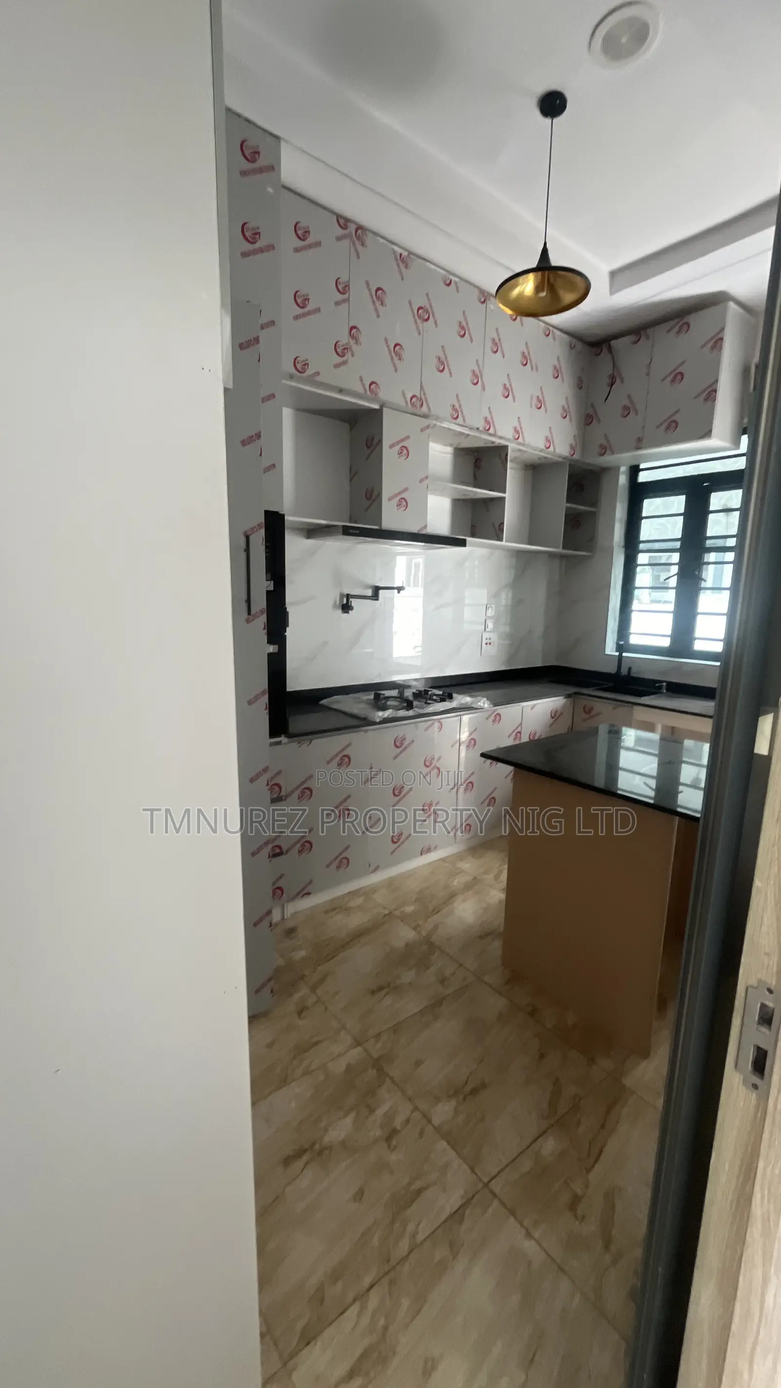 4bdrm Duplex in Orchid Estate, Chevron for rent