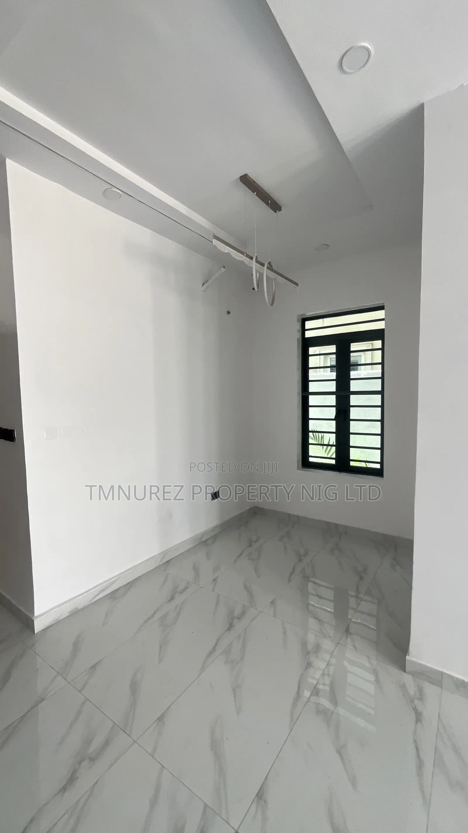 4bdrm Duplex in Orchid Estate, Chevron for rent