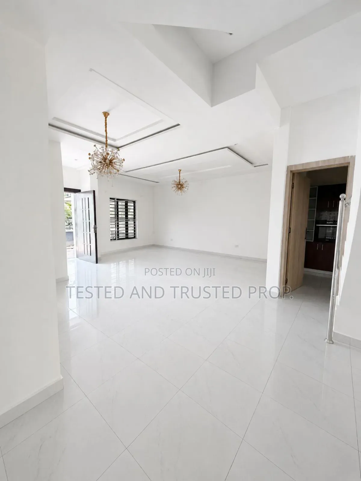 Furnished Mini Flat in Ikota for rent
