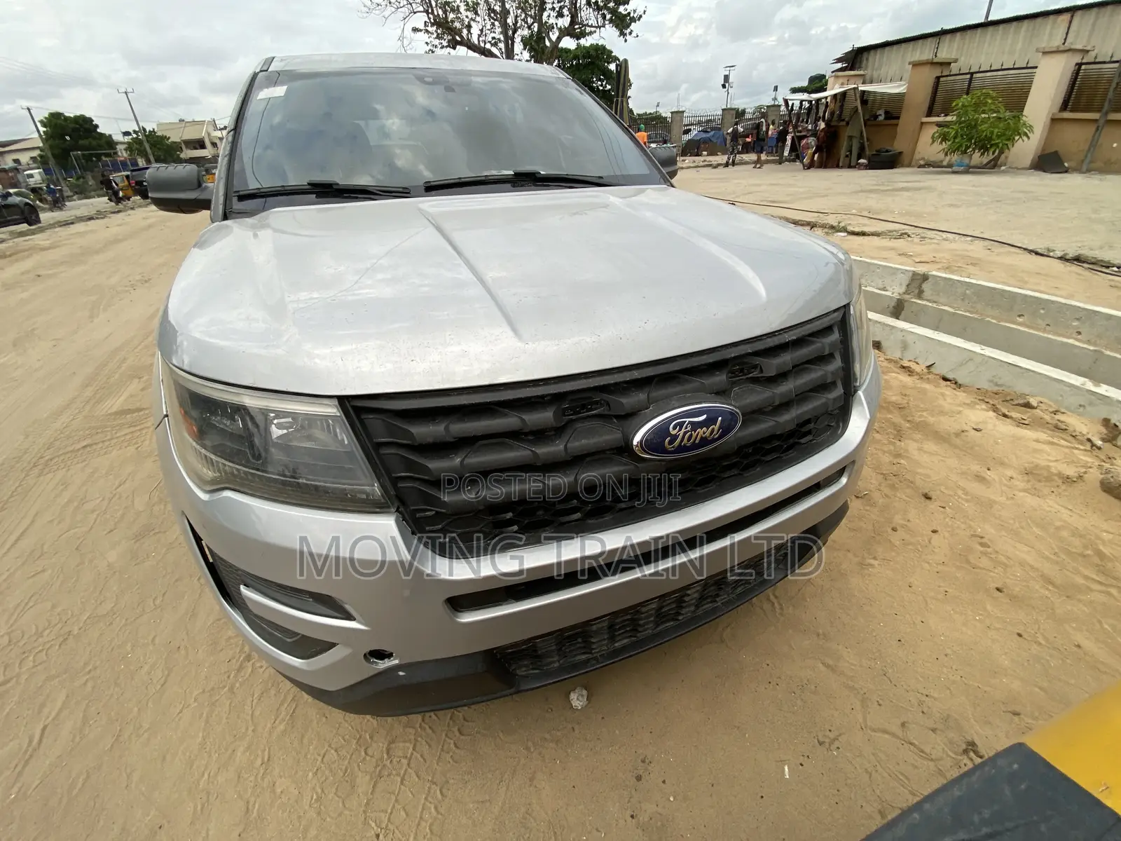Ford Explorer Limited FWD 2019 Silver