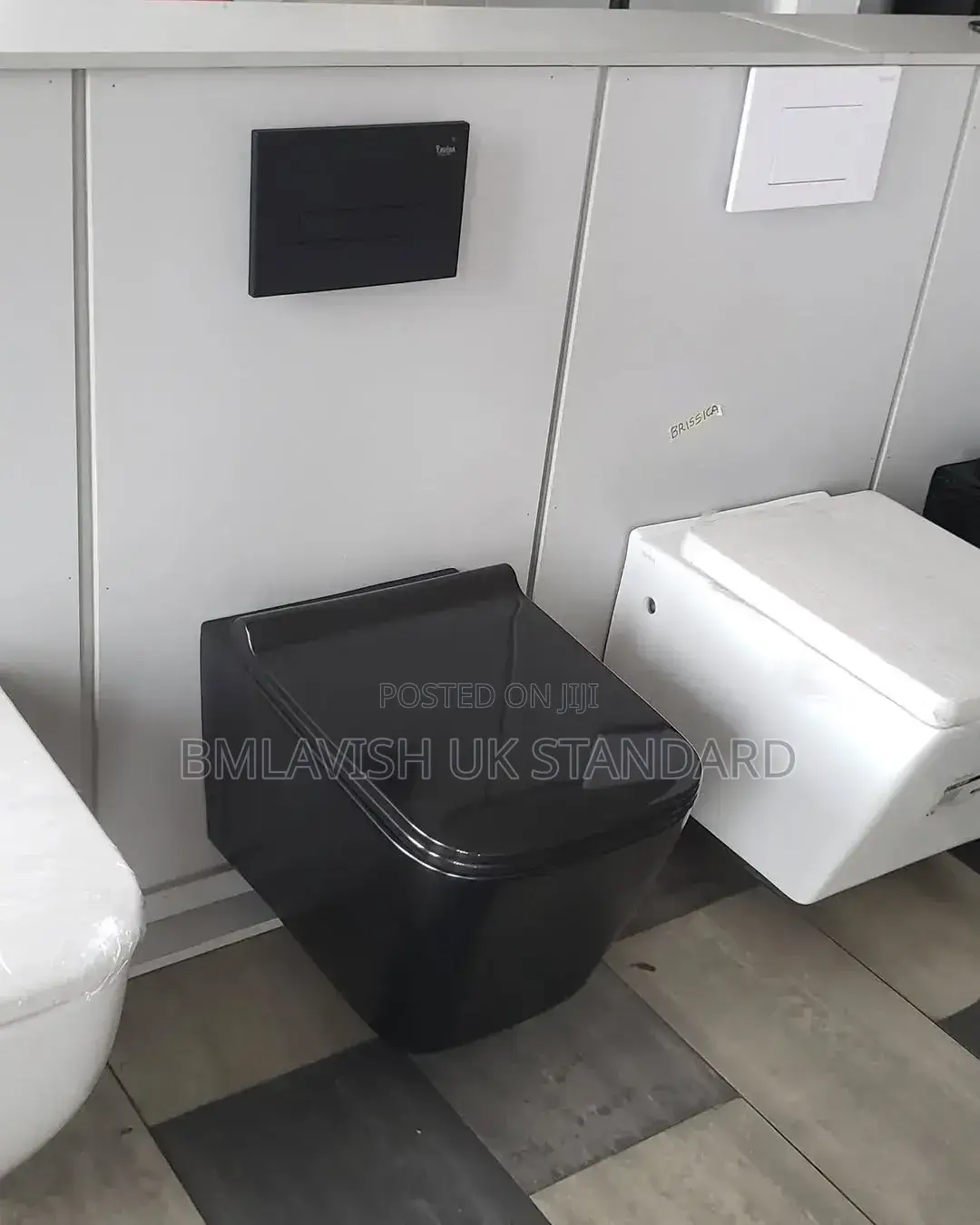 Black Ideal England Water Closet Set
