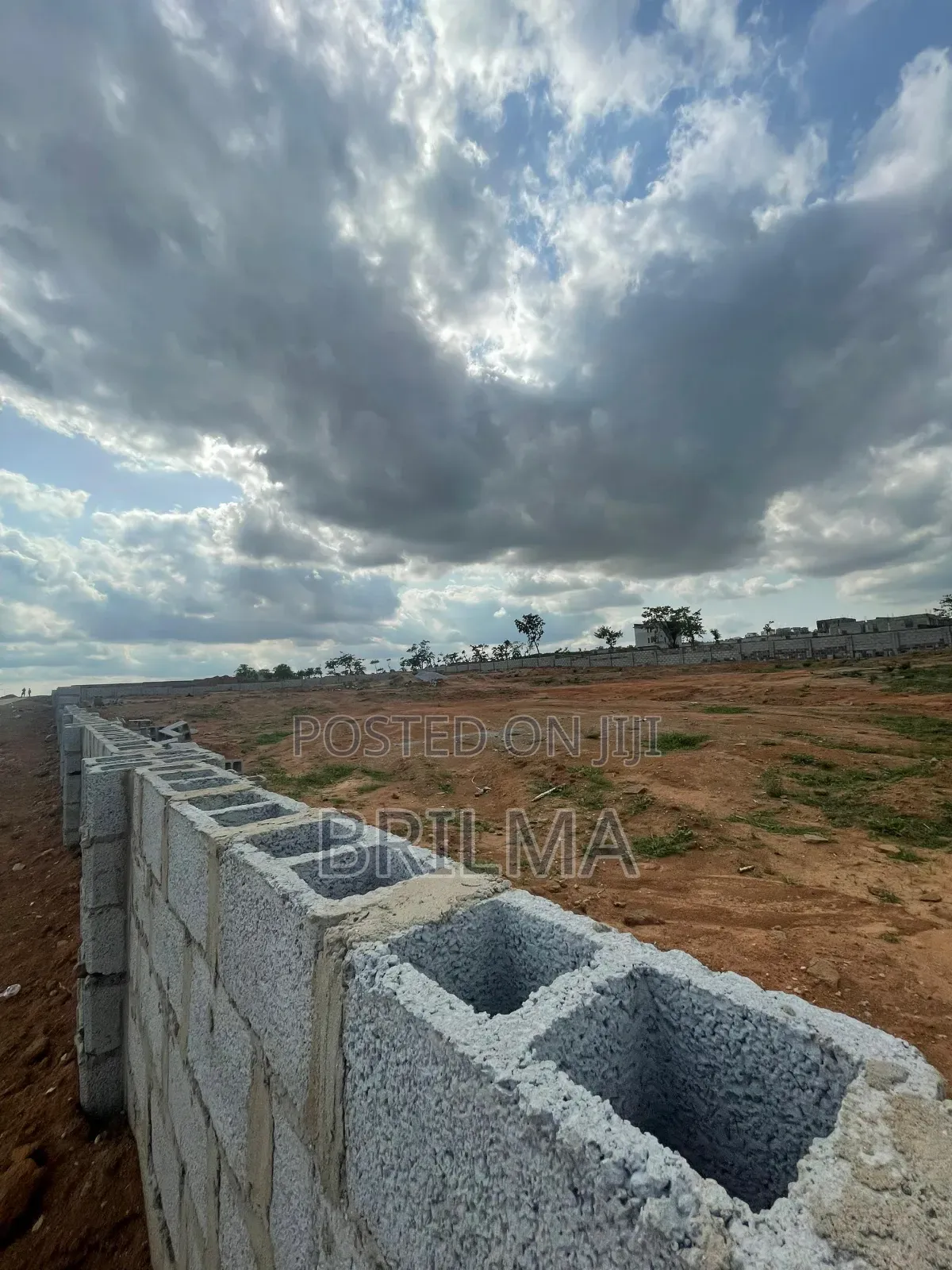 6000sqm Land in Lifecamp for Sale