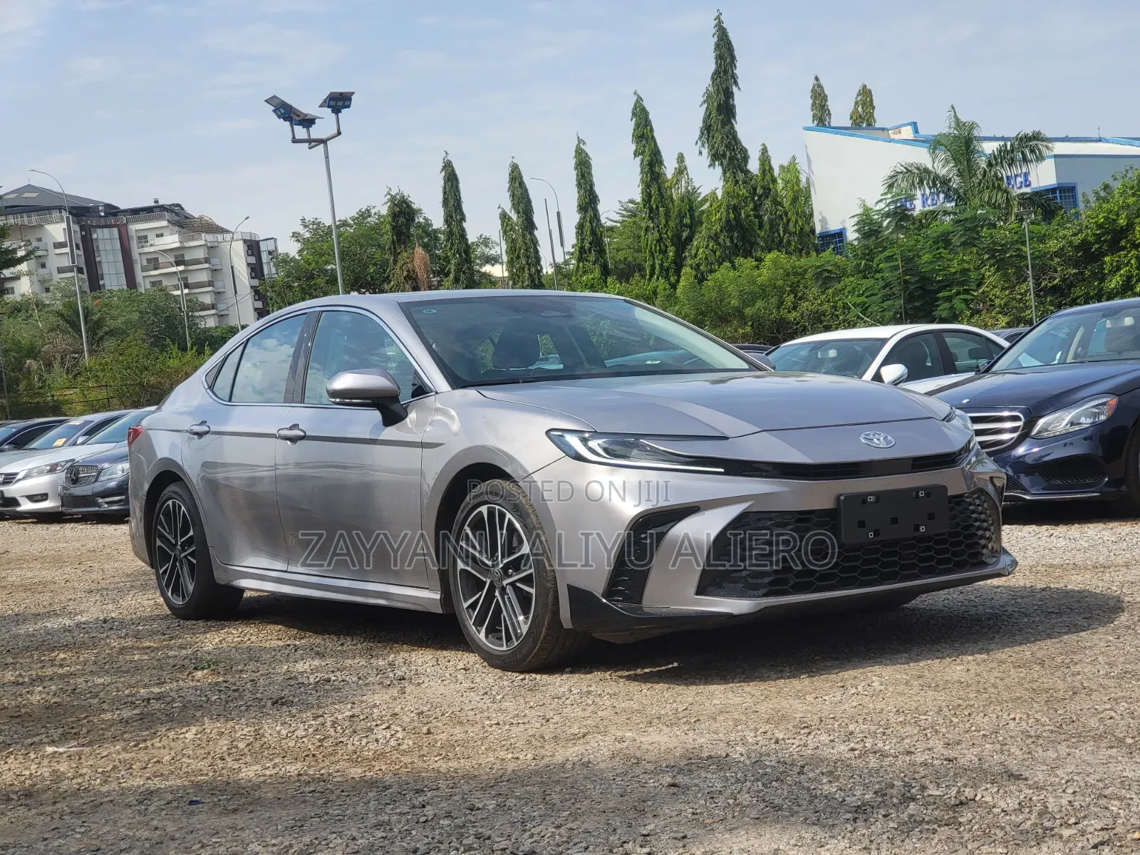 Toyota Camry 2025 Gray