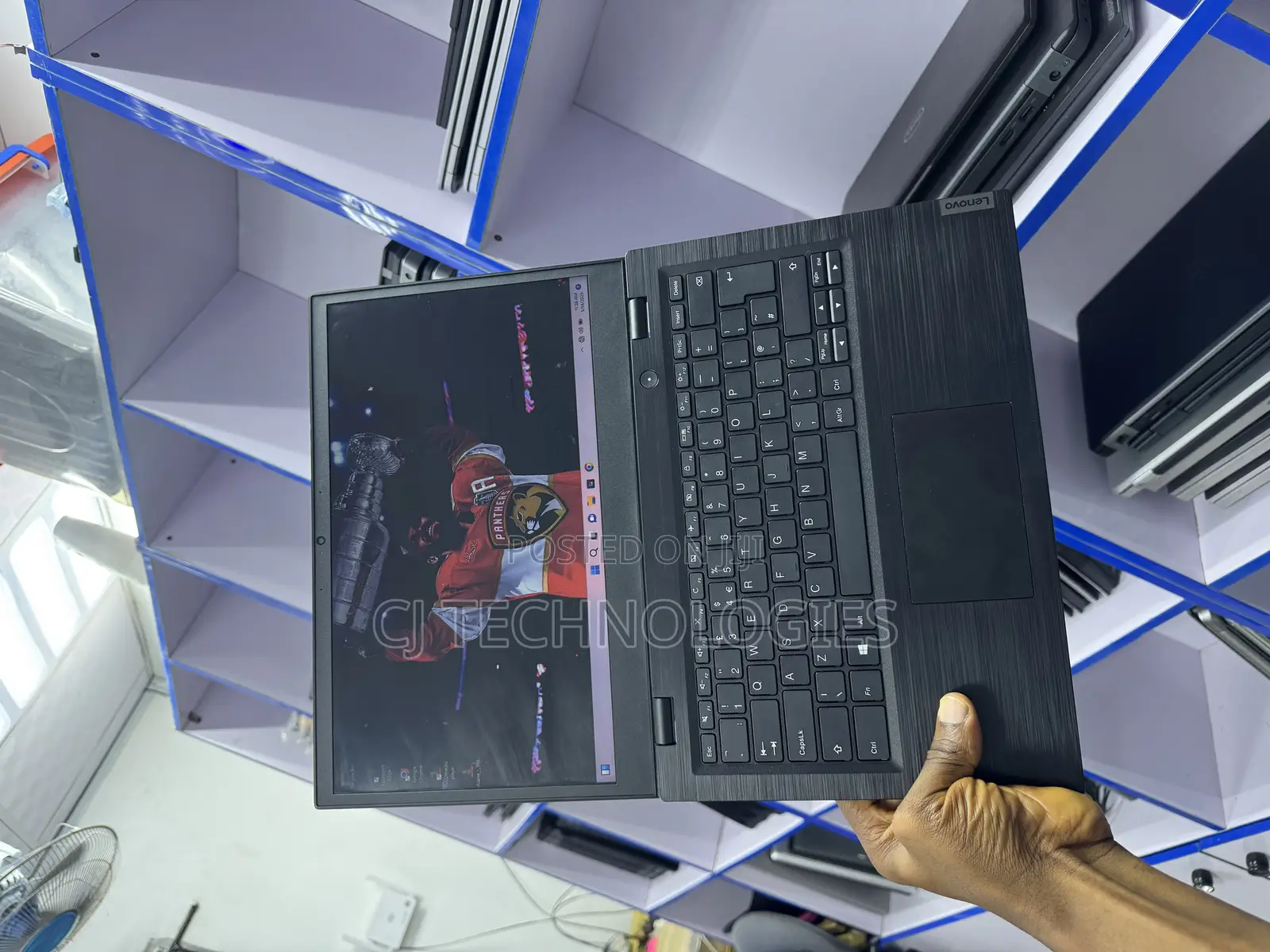Laptop Lenovo Thinkbook 14 4GB AMD A6 SSD 60GB