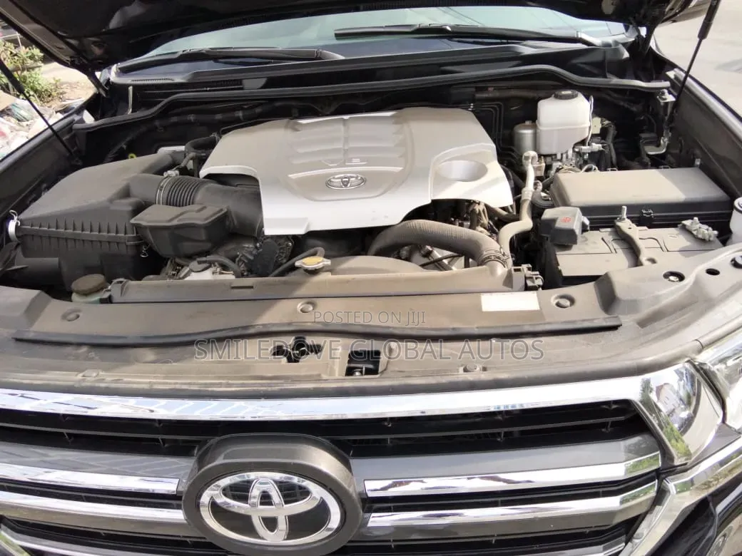 Toyota Land Cruiser 2022 Black