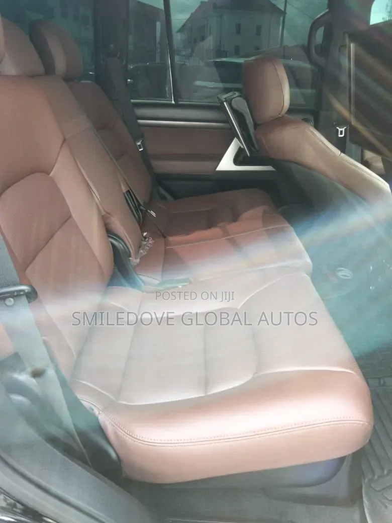 Toyota Land Cruiser 2022 Black