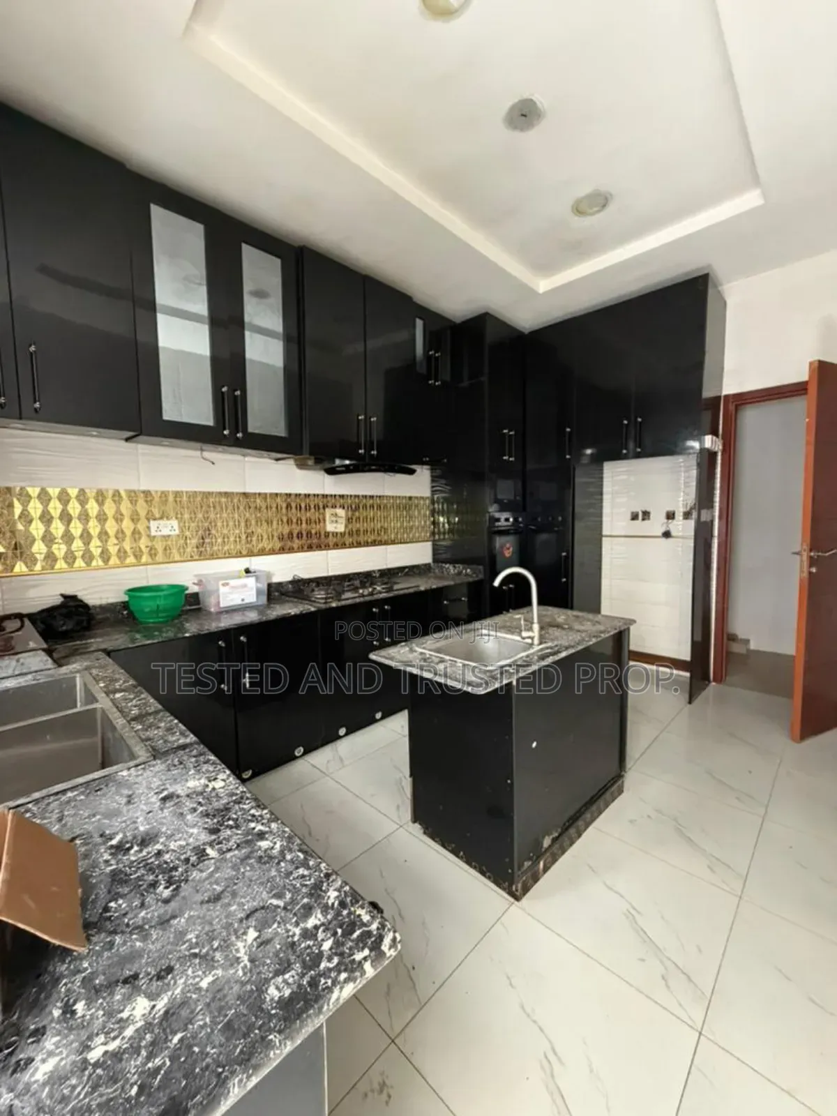 1bdrm Shared Apartment in Royal Pine 3, Chevron for rent