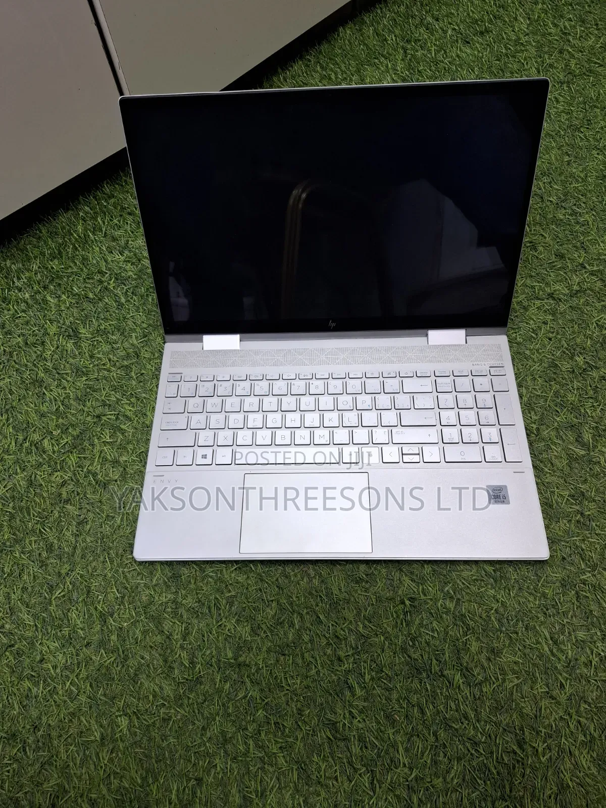 Laptop HP Envy 15-ep0xxx 8GB Intel Core i5 SSD 512GB