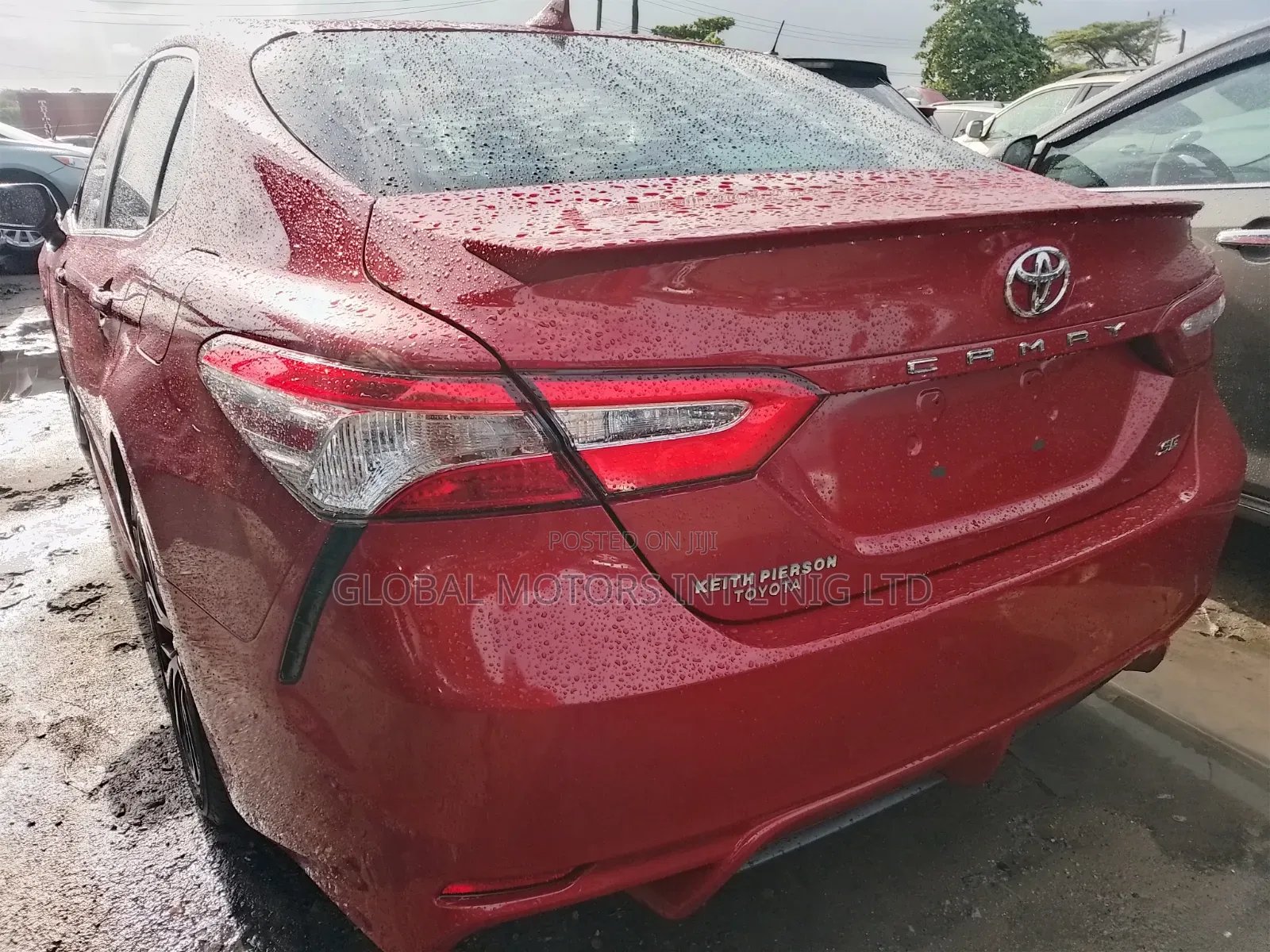 Toyota Camry Se. Keyless Entry 2020