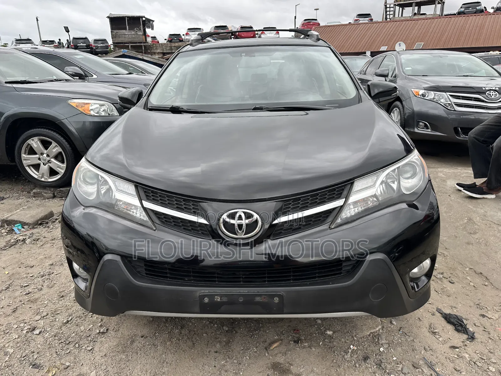 Toyota RAV4 LE 4dr SUV (2.5L 4cyl 6A) 2014 Black