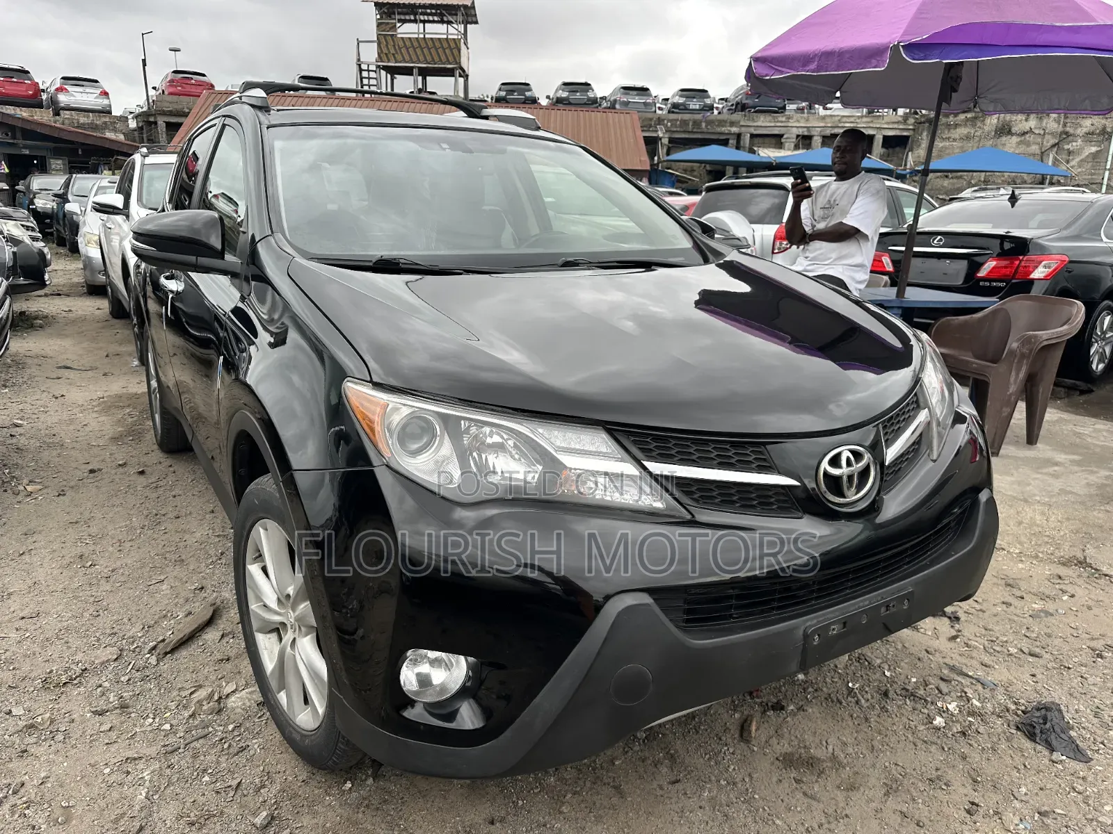 Toyota RAV4 LE 4dr SUV (2.5L 4cyl 6A) 2014 Black