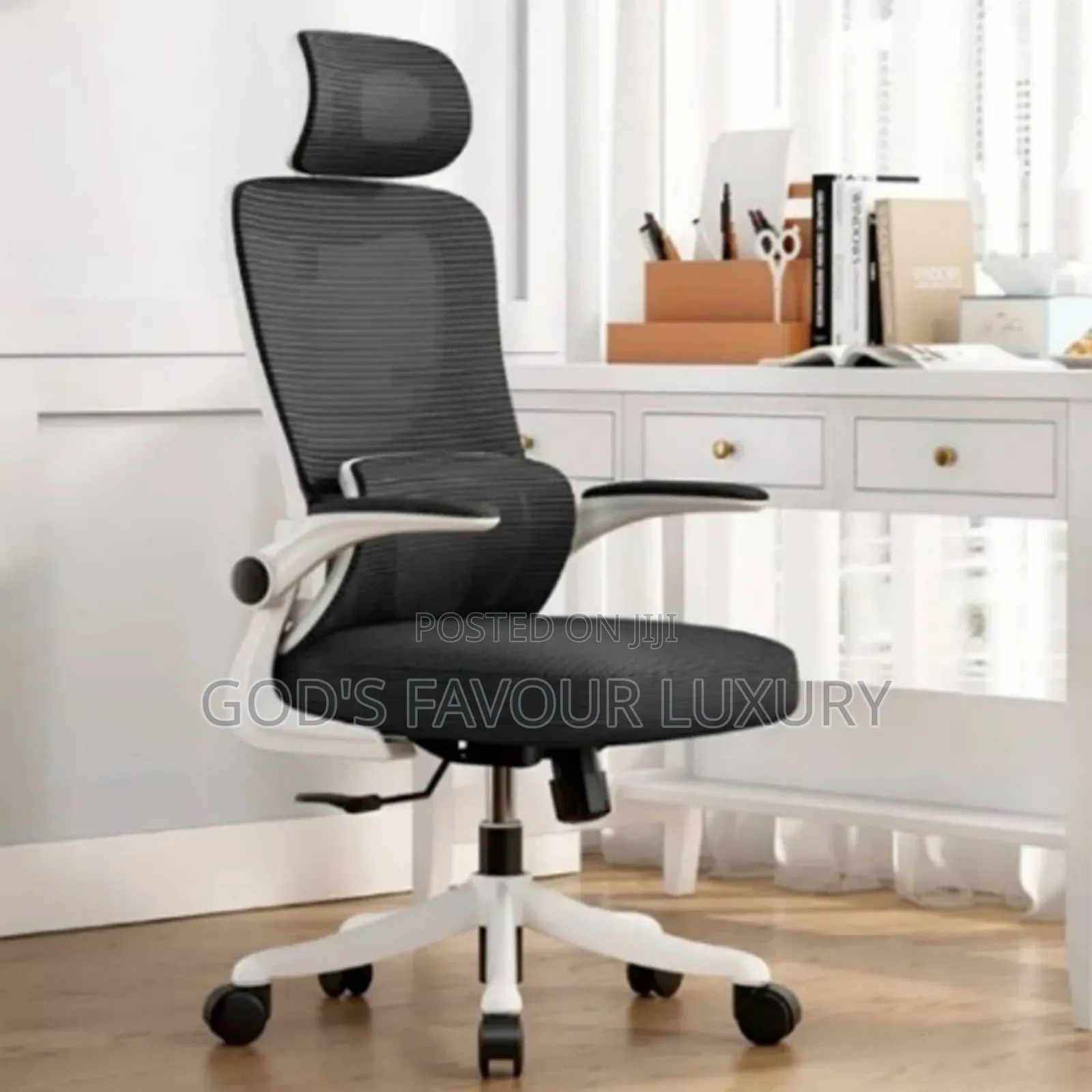 Ergonomic Design Mesh Office Chair With Lumbar Support - Black White