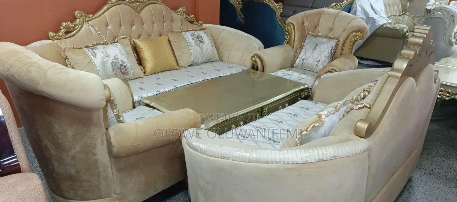 Modern Royal Sofa Set